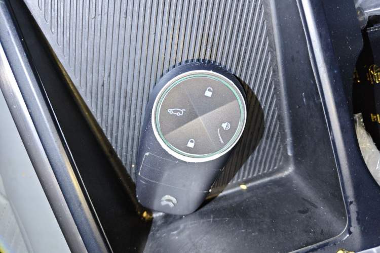 Used Nio ES6 2019 430KM First-Edition Commemorative Version Vehicle Key