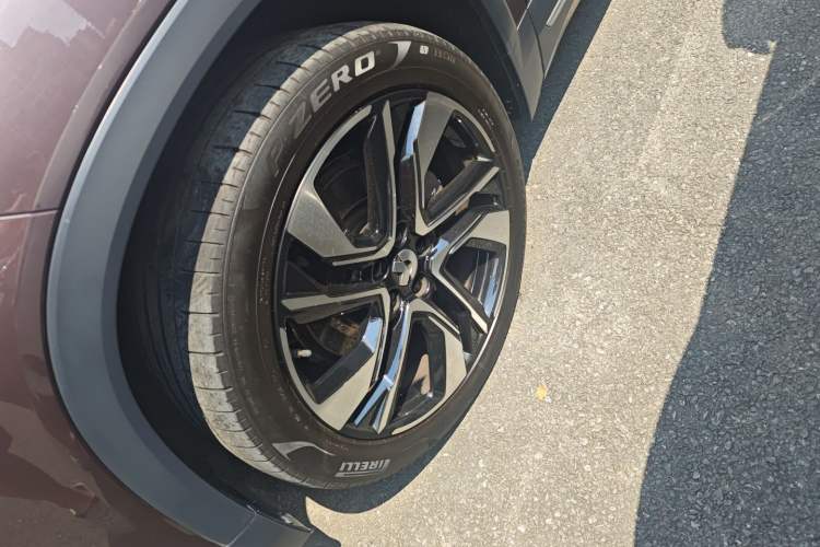 Used Nio ES6 2019 430KM First-Edition Commemorative Version Left Front Wheel Hub