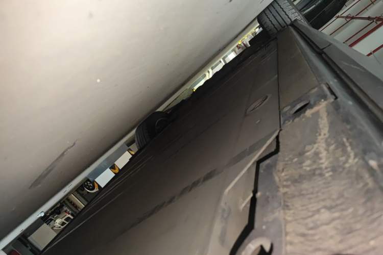 Used Nio ES6 2019 430 km Performance Version Chassis Rear Left