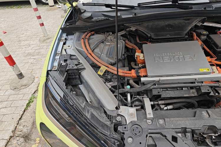 Used Nio ES6 2019 430 km Performance Version Engine Bay Right