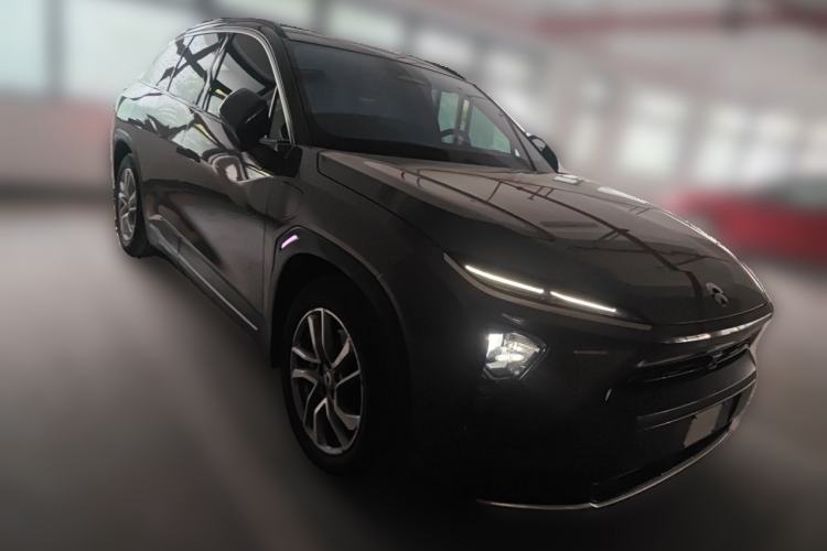 Used Nio ES6 2019 430 km Performance Version Front Right 45 Deg