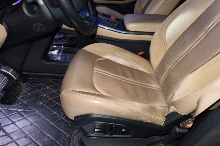 Used Nio ES6 2019 430 km Performance Version Left Front Seat