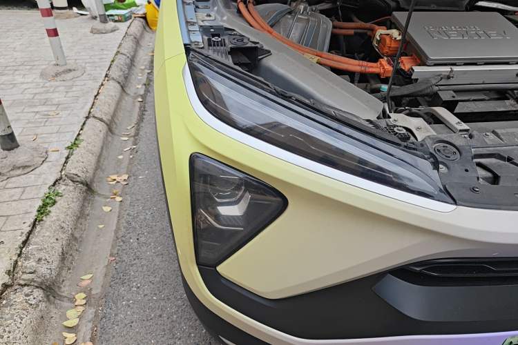 Used Nio ES6 2019 430 km Performance Version Right Front Headlight