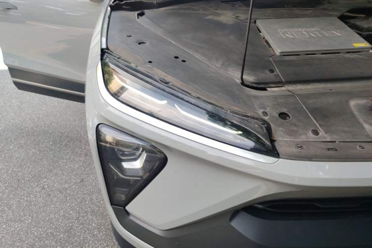 Used Nio ES6 2019 430 km Performance Version Right Front Headlight