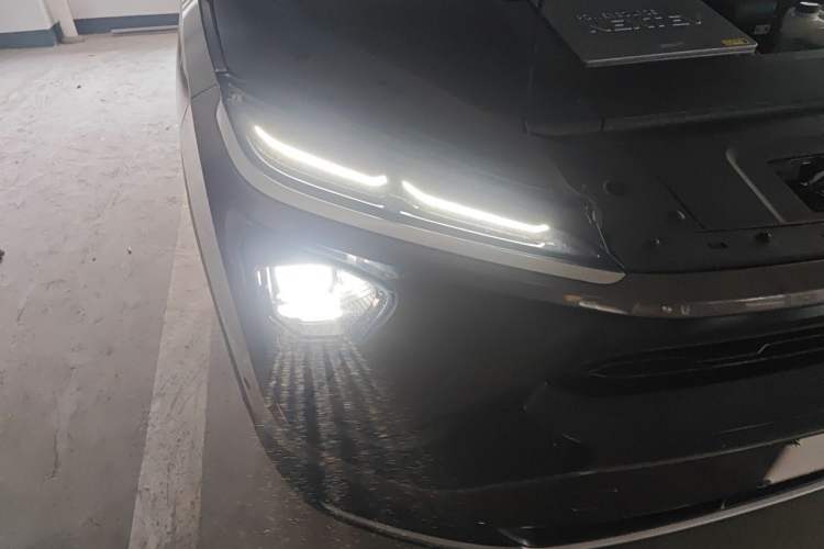 Used Nio ES6 2019 430 km Performance Version Right Front Headlight