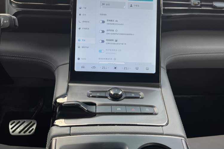 Used Nio ES6 2019 420 km Sport Version Audio And AC Panel