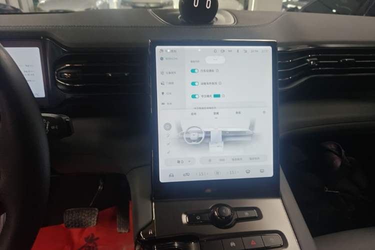 Used Nio ES6 2019 430 km Performance Version Audio And AC Panel