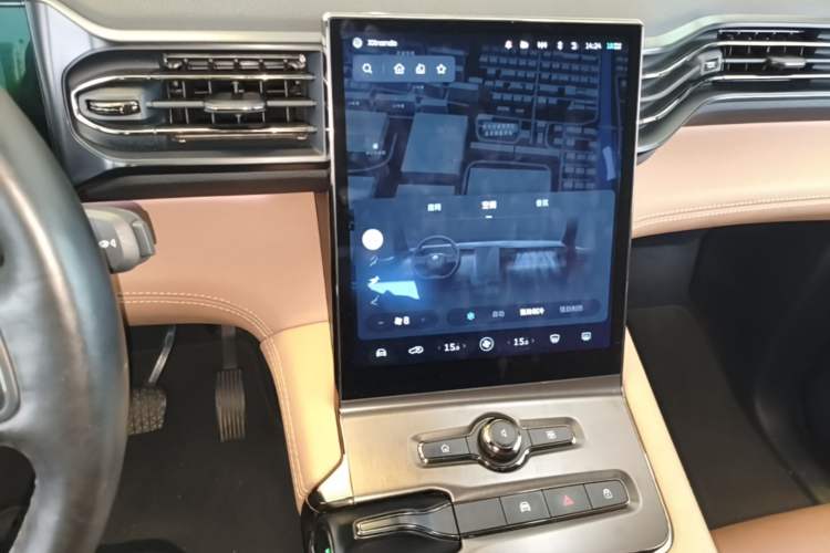 Used Nio ES6 2019 420 km Sport Version Audio And AC Panel