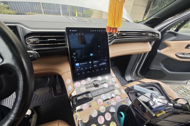 Used Nio ES6 2019 420 km Sport Version Audio And AC Panel
