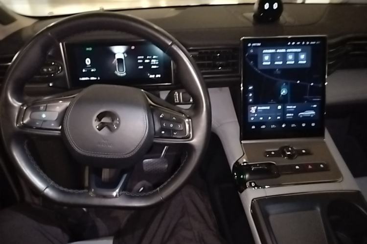 Used Nio ES6 2019 420 km Sport Version Center Console