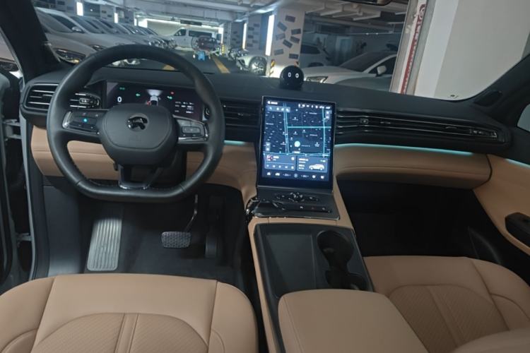 Used Nio ES6 2019 420 km Sport Version Center Console