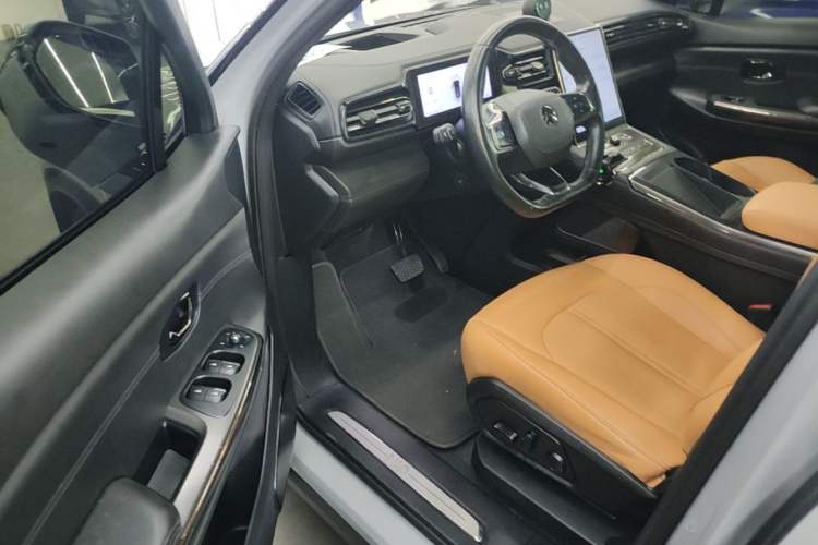 Used Nio ES6 2019 430KM First-Edition Commemorative Version Driver Seat
