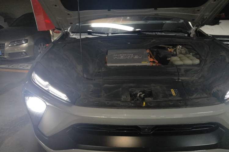 Used Nio ES6 2019 430 km Performance Version Engine Bay Right