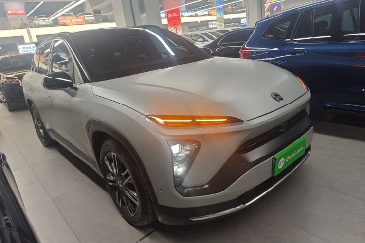 Used Nio ES6 2019 430 km Performance Version Front Right 45 Deg