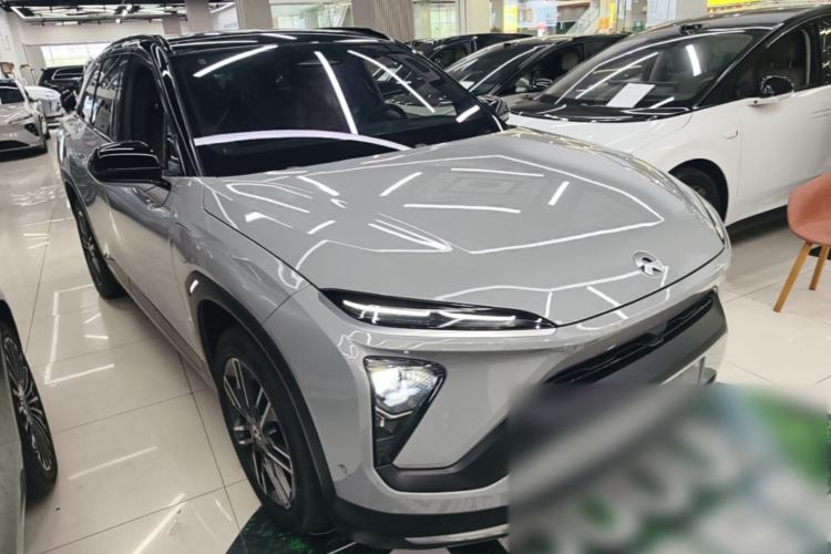 Used Nio ES6 2019 420 km Sport Version Front Right 45 Deg