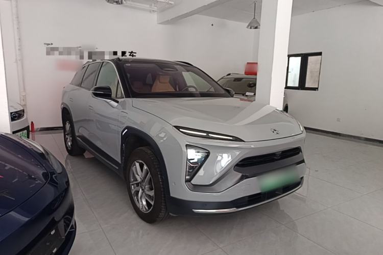 Used Nio ES6 2019 430 km Performance Version Front Right 45 Deg