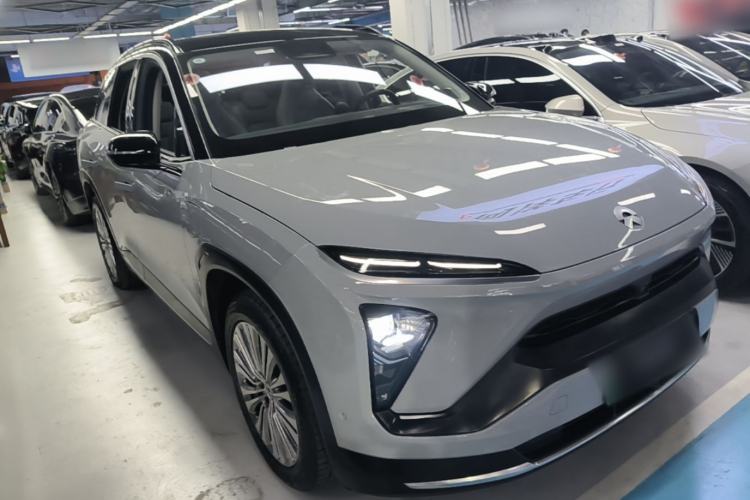 Used Nio ES6 2019 430KM First-Edition Commemorative Version Front Right 45 Deg