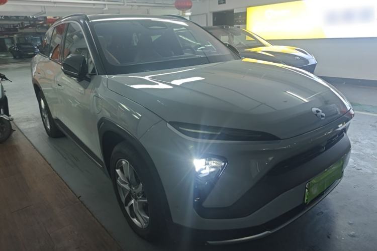 Used Nio ES6 2019 420 km Sport Version Front Right 45 Deg