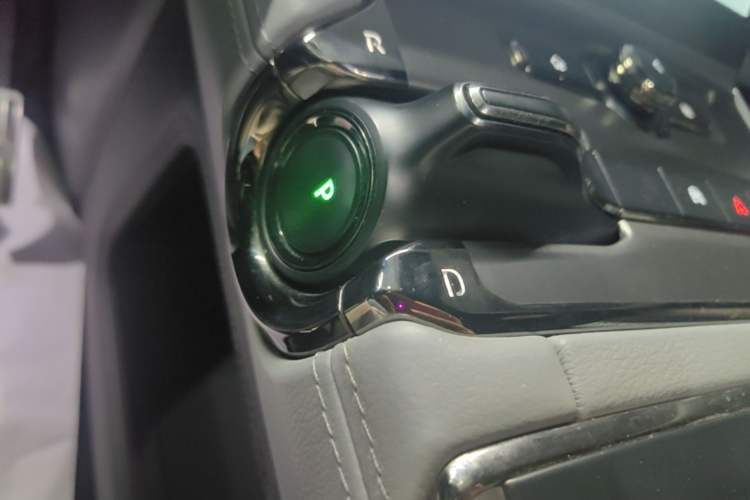 Used Nio ES6 2019 420 km Sport Version Gear Lever