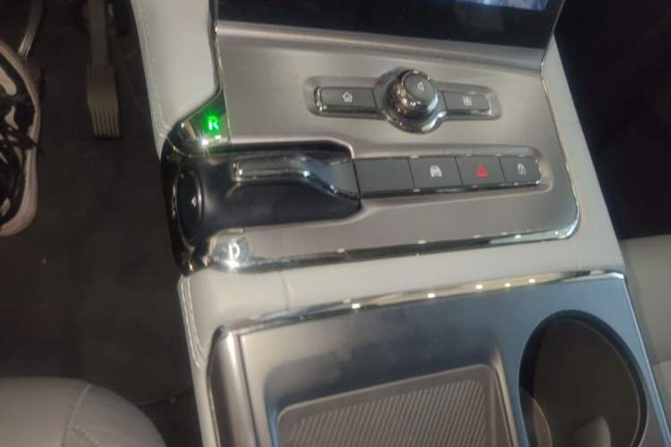 Used Nio ES6 2019 420 km Sport Version Gear Lever