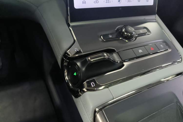 Used Nio ES6 2019 430KM First-Edition Commemorative Version Gear Lever