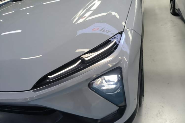 Used Nio ES6 2019 430KM First-Edition Commemorative Version Left Front Headlight