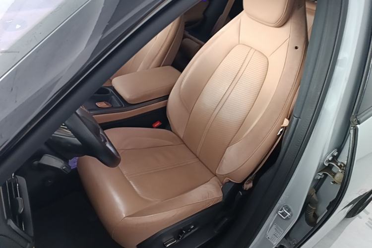 Used Nio ES6 2019 430 km Performance Version Left Front Seat