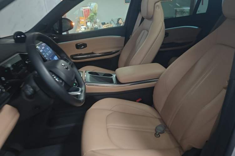 Used Nio ES6 2019 420 km Sport Version Left Front Seat