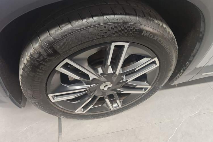 Used Nio ES6 2019 430 km Performance Version Left Front Wheel Hub