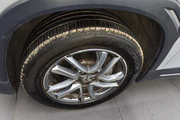 Used Nio ES6 2019 420 km Sport Version Left Front Wheel Hub