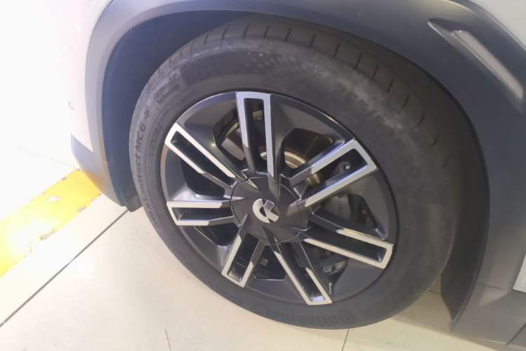 Used Nio ES6 2019 430 km Performance Version Left Front Wheel Hub