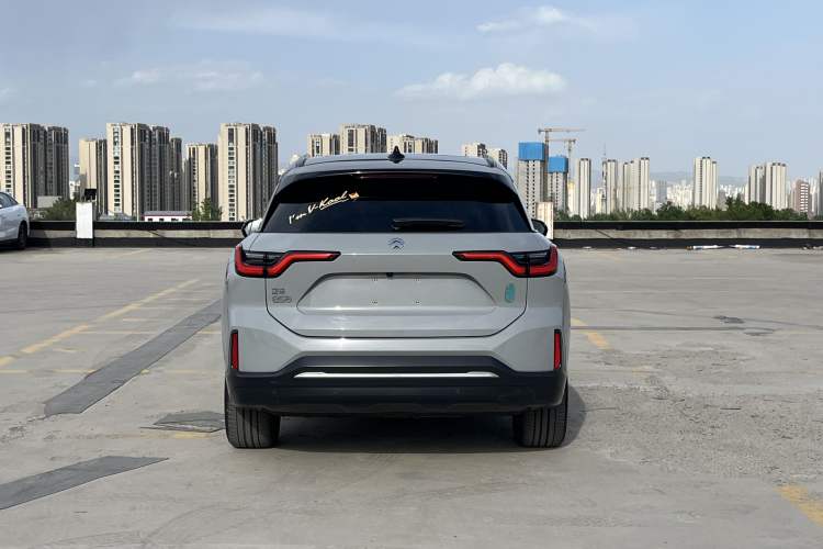 Used Nio ES6 2019 420 km Sport Version Rear