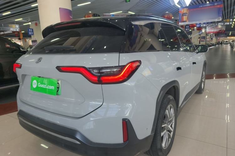 Used Nio ES6 2019 420 km Sport Version Rear Right 45 Deg