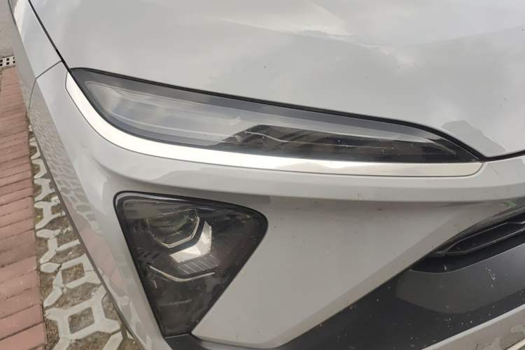 Used Nio ES6 2019 430 km Performance Version Right Front Headlight
