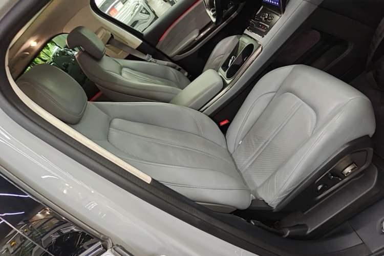 Used Nio ES6 2019 420 km Sport Version Right Front Seat