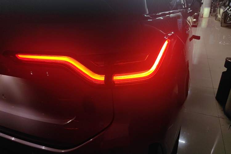 Used Nio ES6 2019 420 km Sport Version Right Rear Taillight