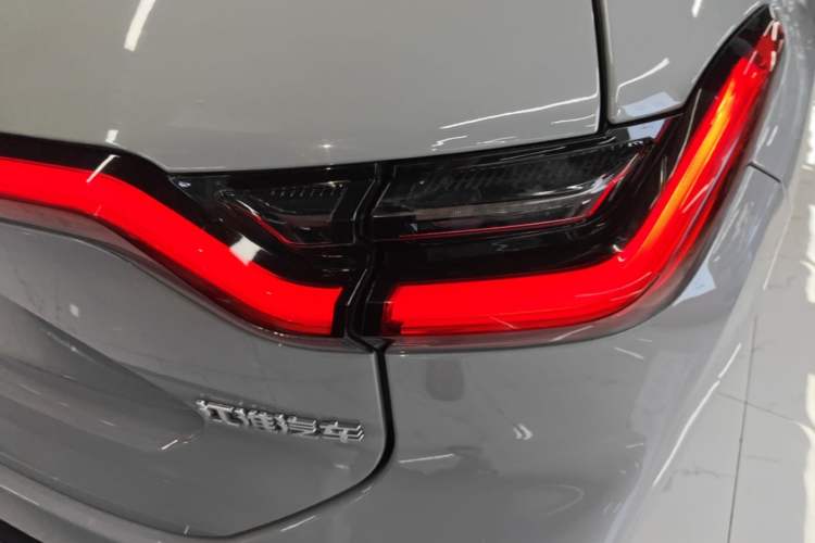 Used Nio ES6 2019 420 km Sport Version Right Rear Taillight