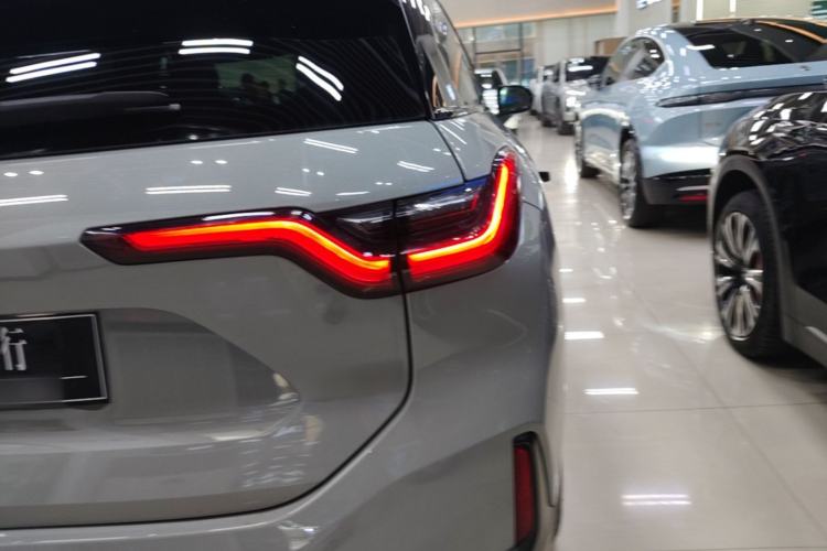 Used Nio ES6 2019 430 km Performance Version Right Rear Taillight