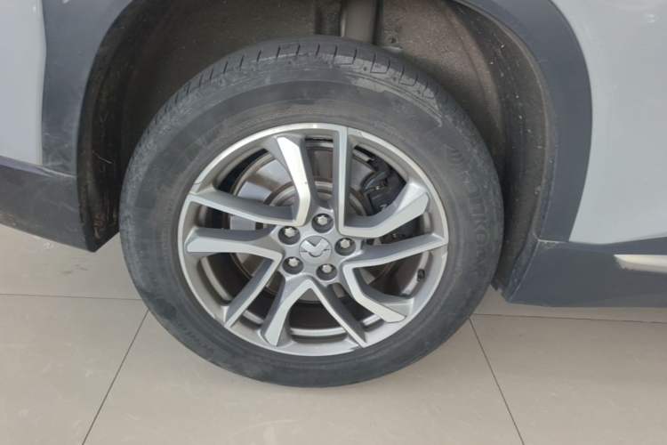 Used Nio ES6 2019 420 km Sport Version Right Rear Wheel Hub