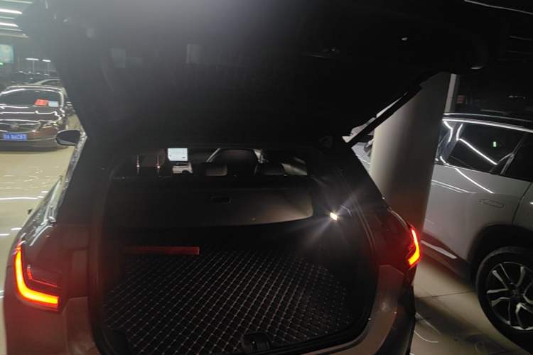 Used Nio ES6 2019 420 km Sport Version Trunk