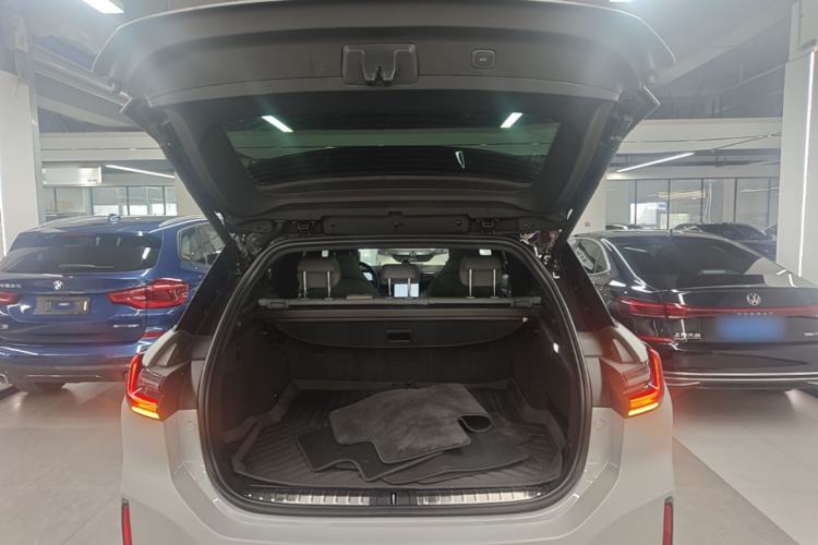 Used Nio ES6 2019 430 km Performance Version Trunk
