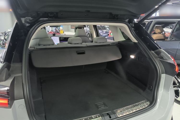 Used Nio ES6 2019 430KM First-Edition Commemorative Version Trunk