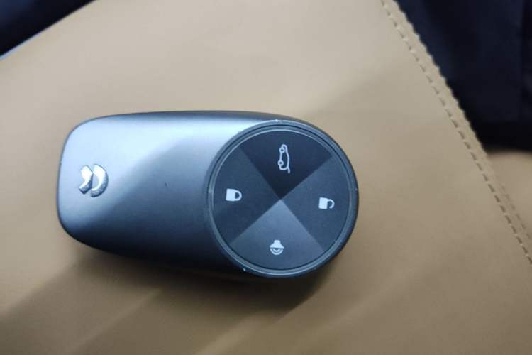 Used Nio ES6 2019 430KM First-Edition Commemorative Version Vehicle Key
