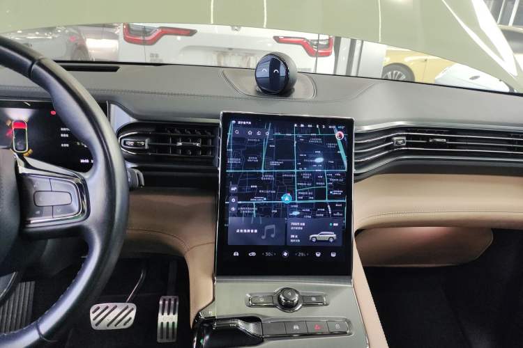 Used Nio ES6 2019 420 km Sport Version Audio And AC Panel