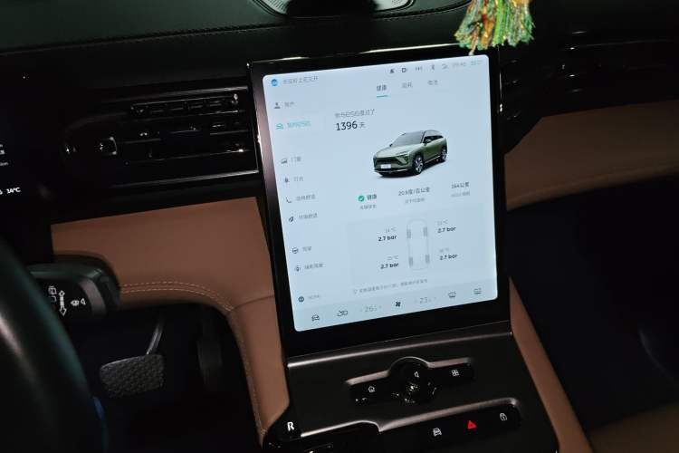 Used Nio ES6 2019 420 km Sport Version Audio And AC Panel