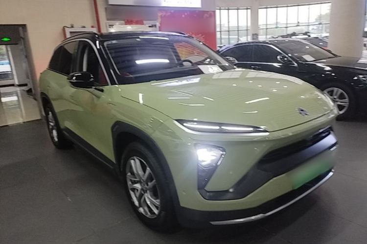 Used Nio ES6 2019 420 km Sport Version Front Right 45 Deg