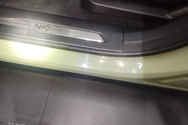 Used Nio ES6 2019 420 km Sport Version Left Side Sill