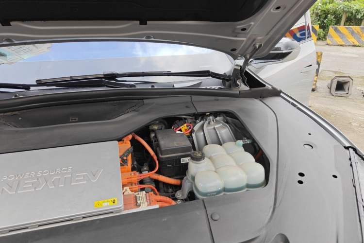 Used Nio ES6 2019 420 km Sport Version Engine Bay Left
