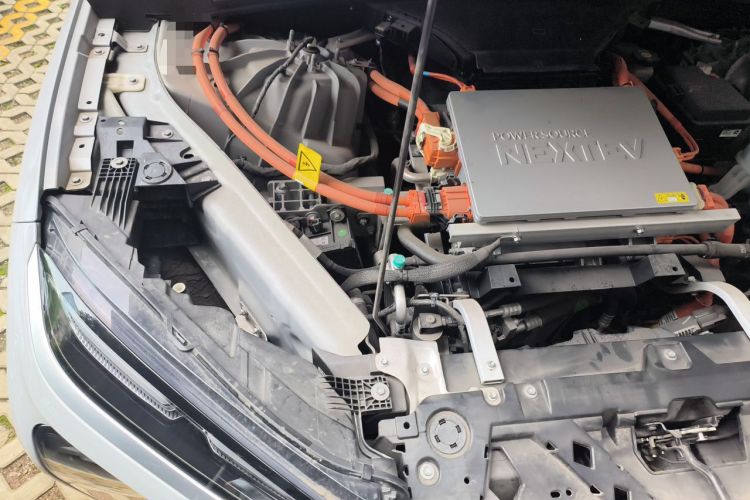 Used Nio ES6 2019 420 km Sport Version Engine Bay Right