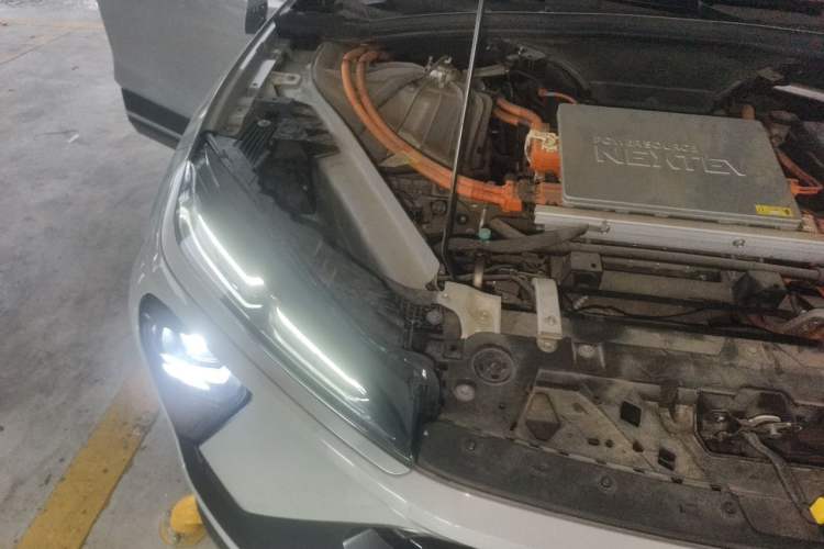 Used Nio ES6 2019 430 km Performance Version Engine Bay Right